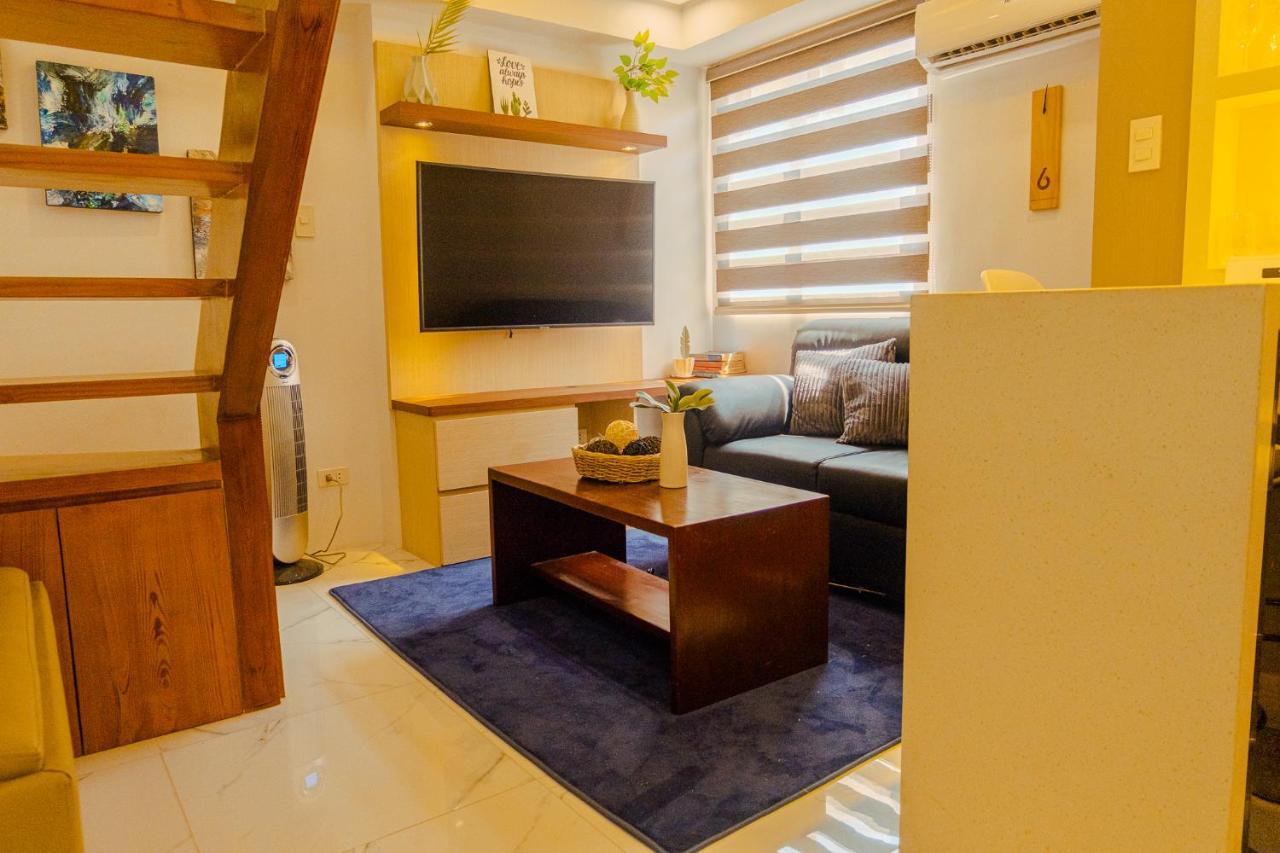 Yong'S Place At Isabelle De Valenzuela Manila Exterior photo