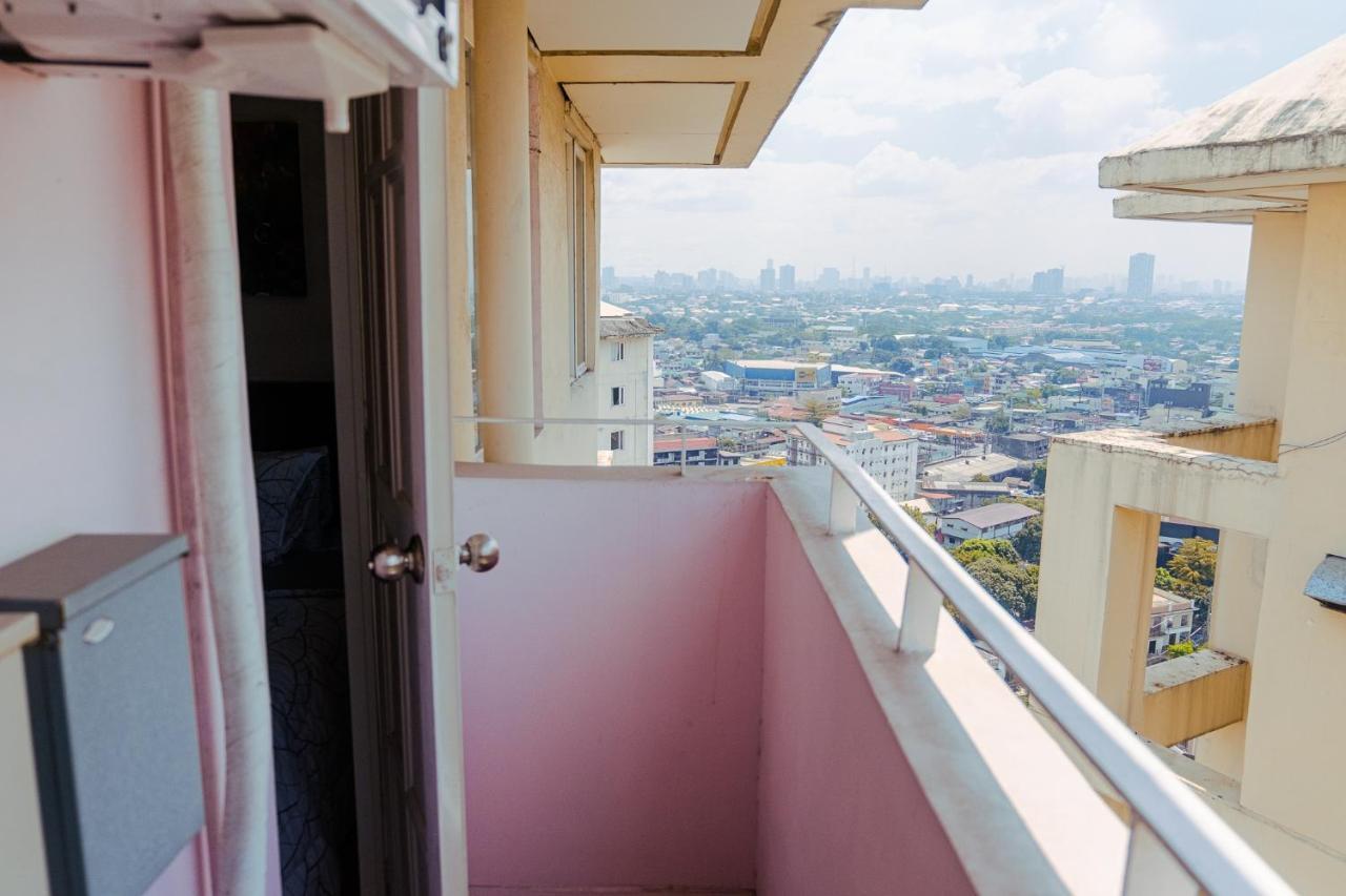 Yong'S Place At Isabelle De Valenzuela Manila Exterior photo
